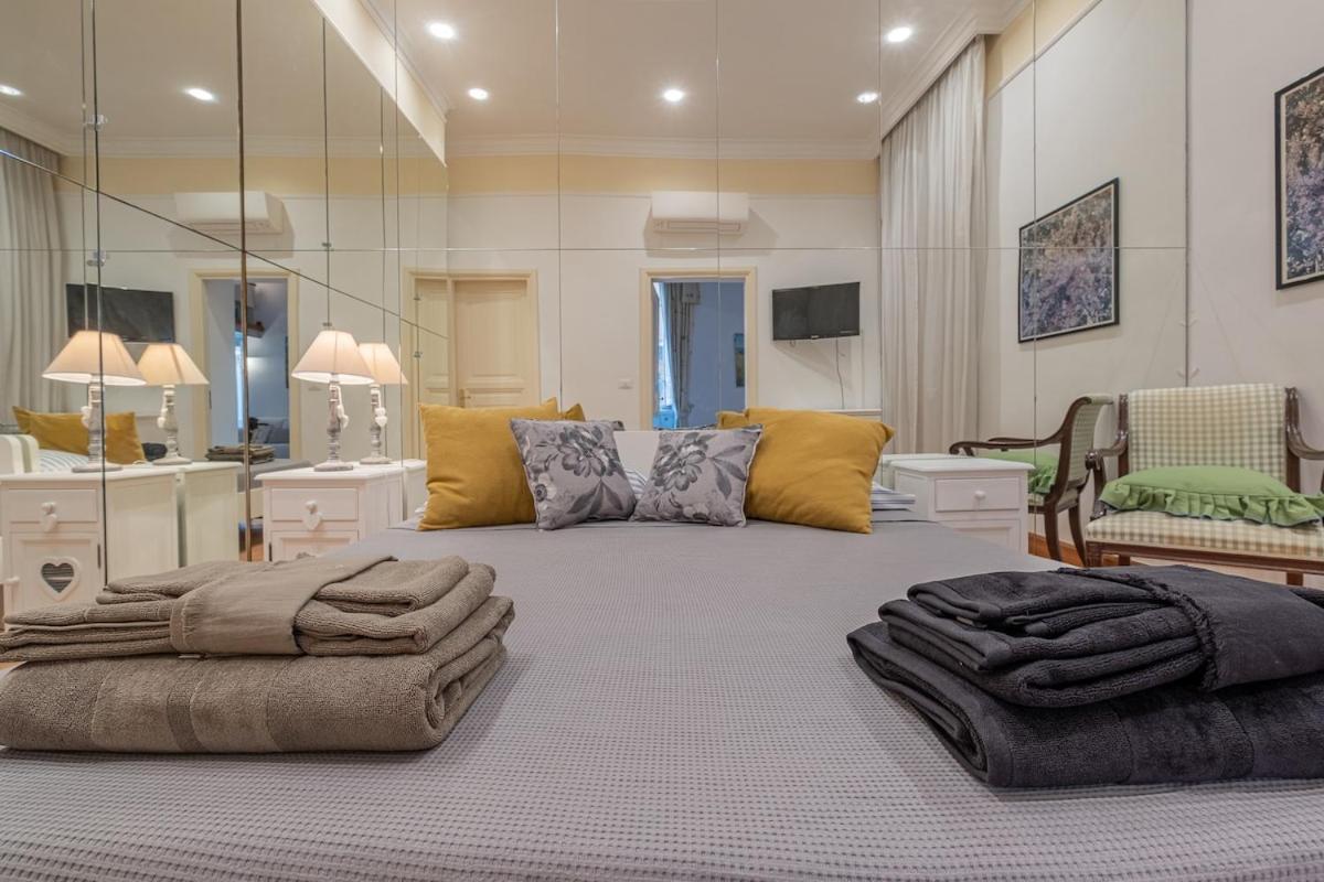 Pandora Apartment Rom